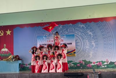 Trường THCS Tiên Hải tổ chức kỷ niệm ngày Nhà giáo Việt Nam 20/11 năm học 2025-2026