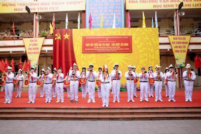 Ngày hội “Tiến bước lên Đoàn” và “Lễ kết nạp đoàn viên”